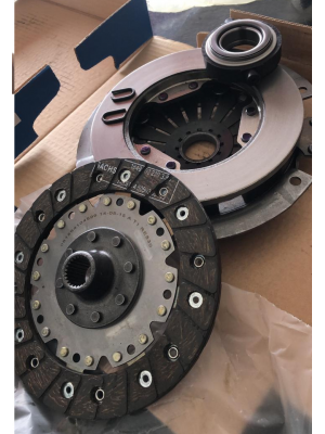 Platô, disco e rolamento carvão fusca 1200 / 1300 / 1500 até 1972 Platô, disco e rolamento carvão fusca 1200 / 1300 / 1500 até 1972